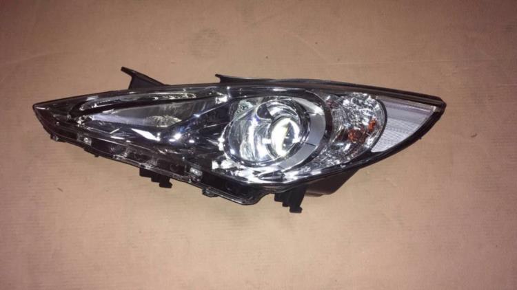 FAROL LADO ESQUERDO HYUNDAI SONATA, 921013S130