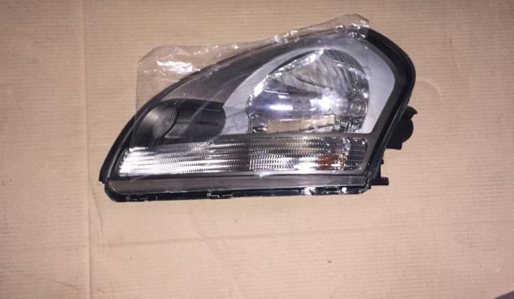 Farol Lado Esq Tucson Pisca Branco